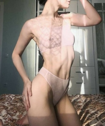 Эльвира, 28 лет, 1 размер груди